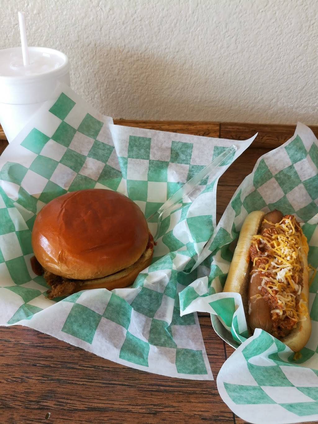 Frank-n-swine | restaurant | 715 N York St, Muskogee, OK 74403, USA | 9189105435 OR +1 918-910-5435