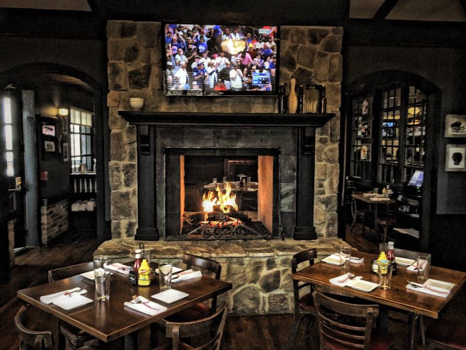 Henderson Kitchen And Tap | restaurant | 2730 S Central Expy, McKinney, TX 75070, USA | 9729841333 OR +1 972-984-1333