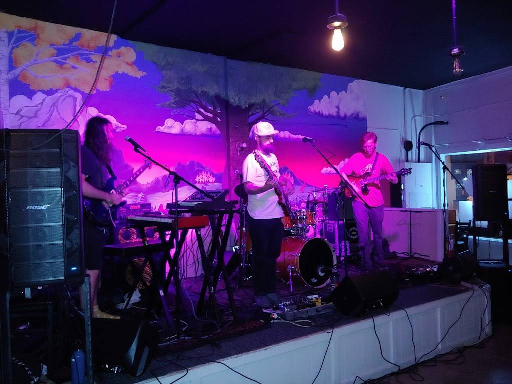 Armadillo Ranch In Historic Manitou Springs | restaurant | 962 Manitou Ave, Manitou Springs, CO 80829, USA | 7193745580 OR +1 719-374-5580