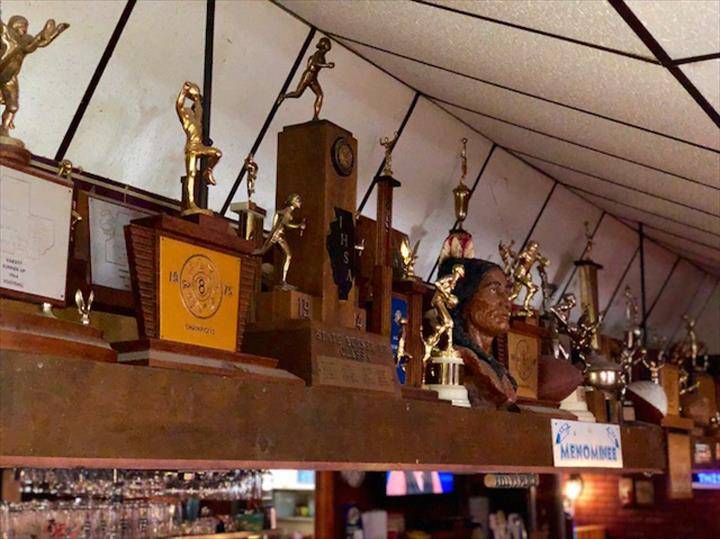 Kellys Place | restaurant | 222 W Main St, Tiskilwa, IL 61368, USA | 8156464773 OR +1 815-646-4773