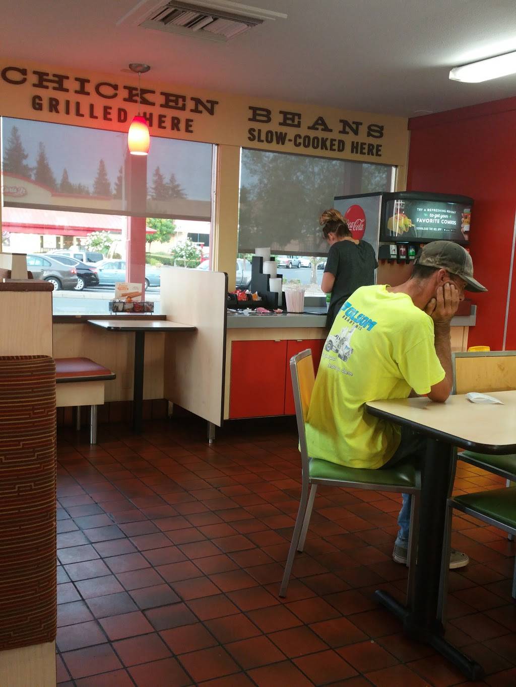 Del Taco | meal takeaway | 7398 Greenback Ln, Citrus Heights, CA 95621, USA | 9167235332 OR +1 916-723-5332