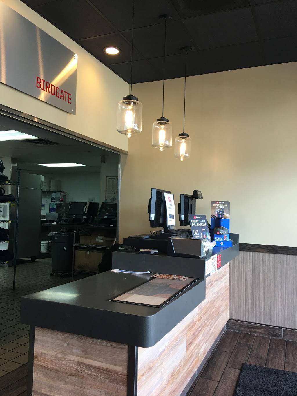 Pizza Hut | meal takeaway | 12733 SW 42nd St, Miami, FL 33175, USA | 3052251800 OR +1 305-225-1800