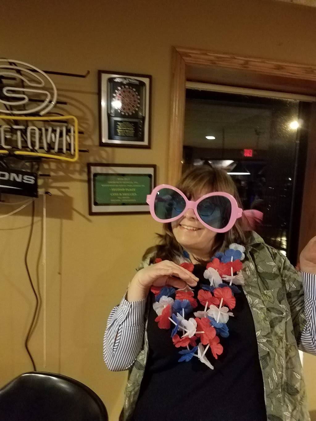 Cash & Swillies | restaurant | 701 Hyland Ave, Kaukauna, WI 54130, USA | 9207665452 OR +1 920-766-5452