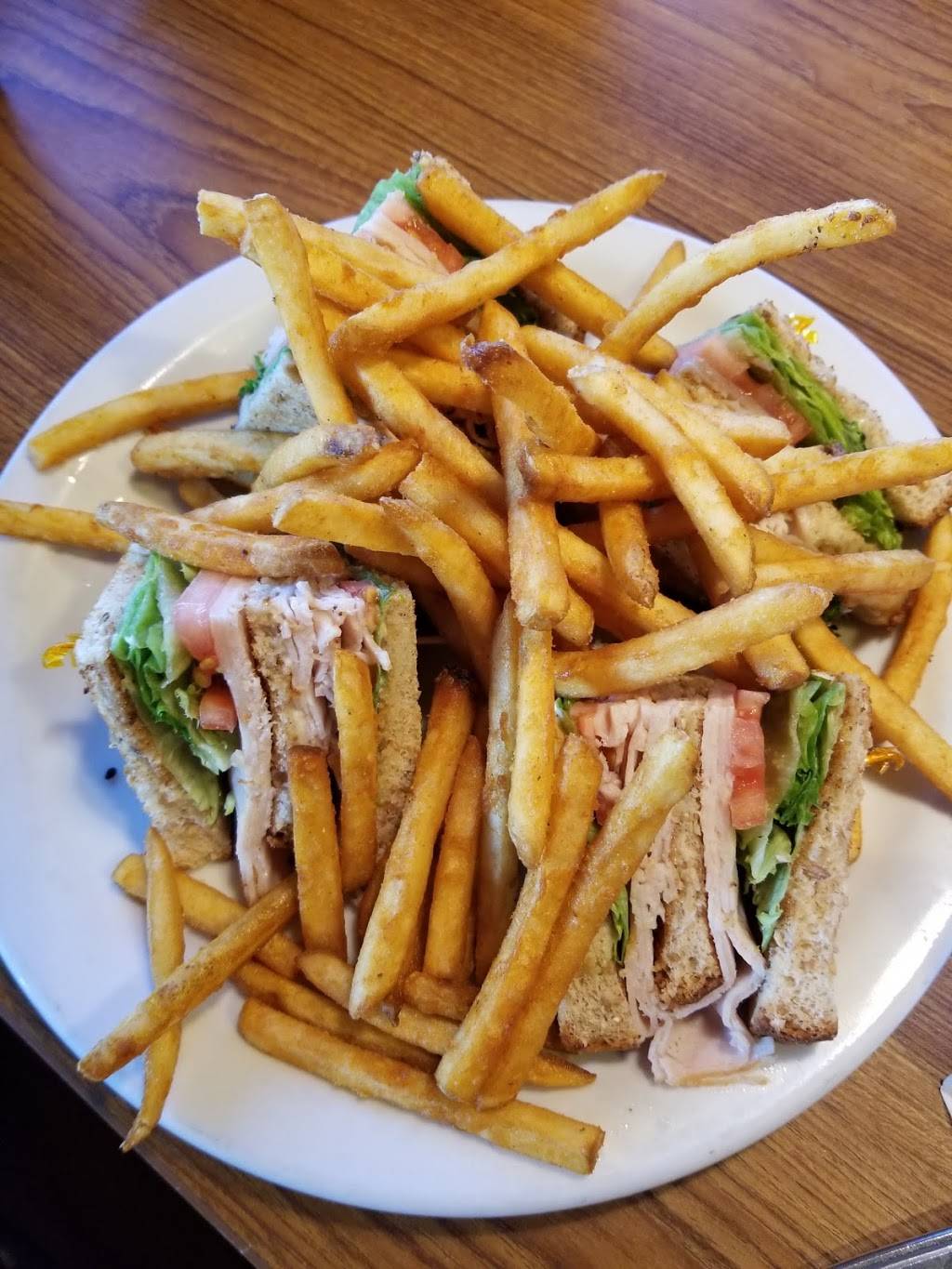 Dennys | restaurant | 8201 Sudley Rd, Manassas, VA 20109, USA | 7033692259 OR +1 703-369-2259