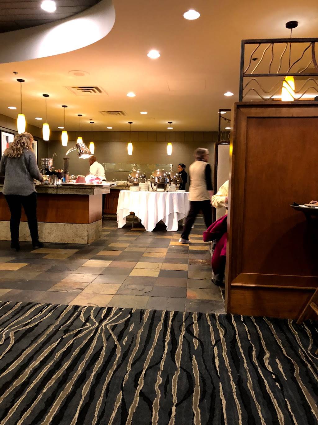 Coopers Resturant | restaurant | Hilton Knoxville Airport, Louisville, TN 37777, USA | 8659704300 OR +1 865-970-4300