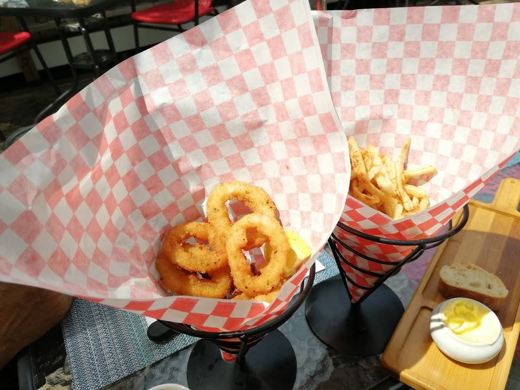 Bistro L‘interprète | restaurant | 271 Rue Notre-Dame, Repentigny, QC J6A 2R8, Canada | 4507046454 OR +1 450-704-6454