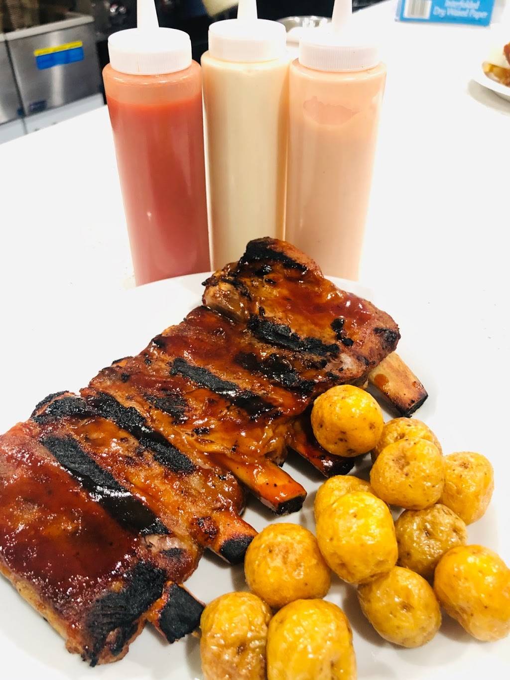 The Burger Temple | restaurant | 492 21st Ave, Paterson, NJ 07513, USA | 8622573637 OR +1 862-257-3637