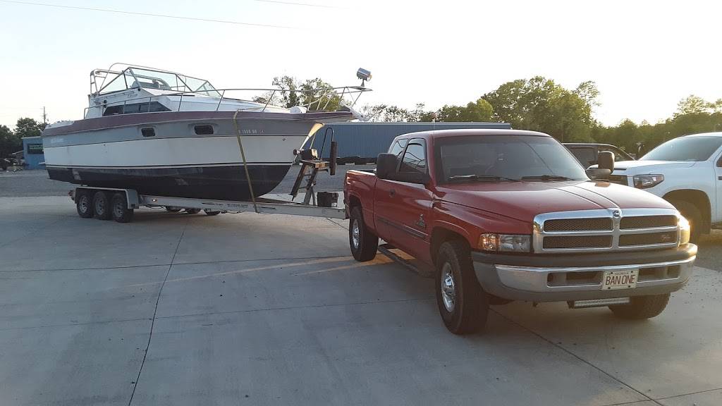 Paradise Pointe Bar & Grill | restaurant | 117 Marina Dr NW, Charleston, TN 37310, USA | 4233363368 OR +1 423-336-3368