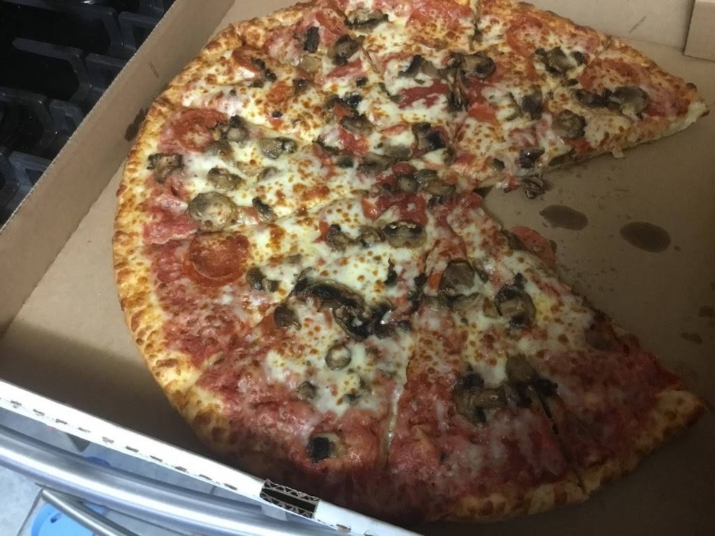 Red Baron Pizza | restaurant | 14519 Main St SUITE C, Hesperia, CA 92345, USA | 7609496190 OR +1 760-949-6190