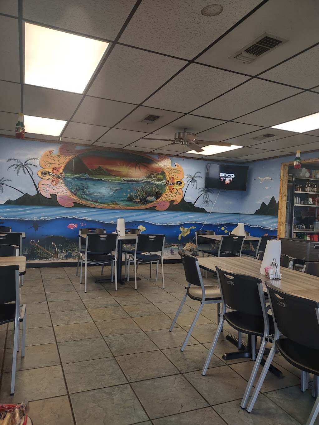 Glorias Restaurant | restaurant | 1300 S Grand St, Amarillo, TX 79104, USA | 8063732722 OR +1 806-373-2722