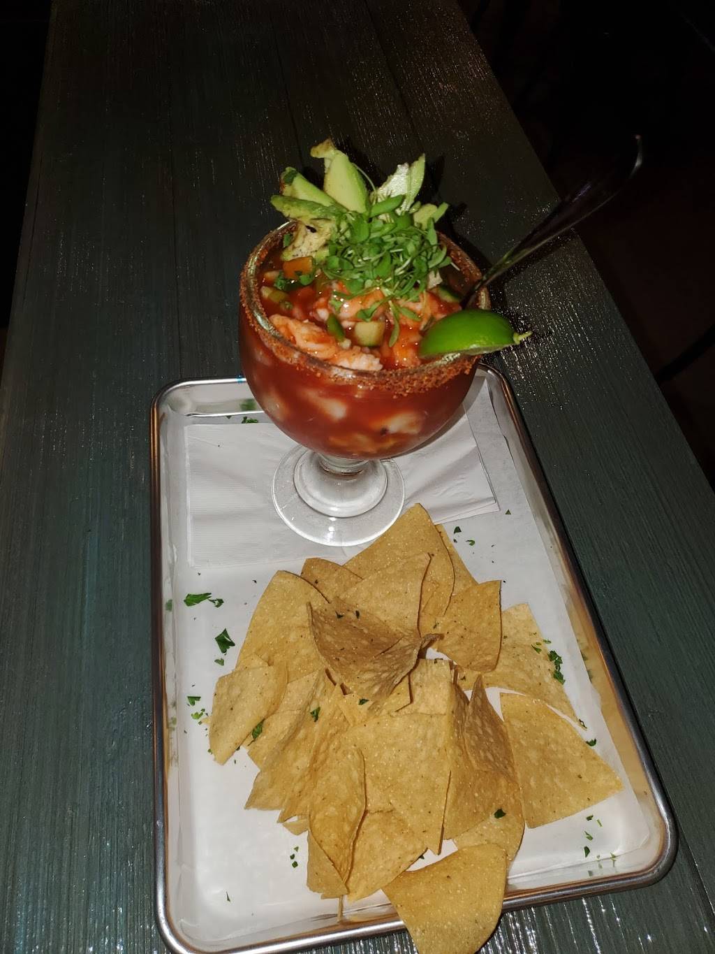 Beach Bumzz Baja Fusion | restaurant | 978 Garnet Ave, San Diego, CA 92109, USA | 8589990075 OR +1 858-999-0075