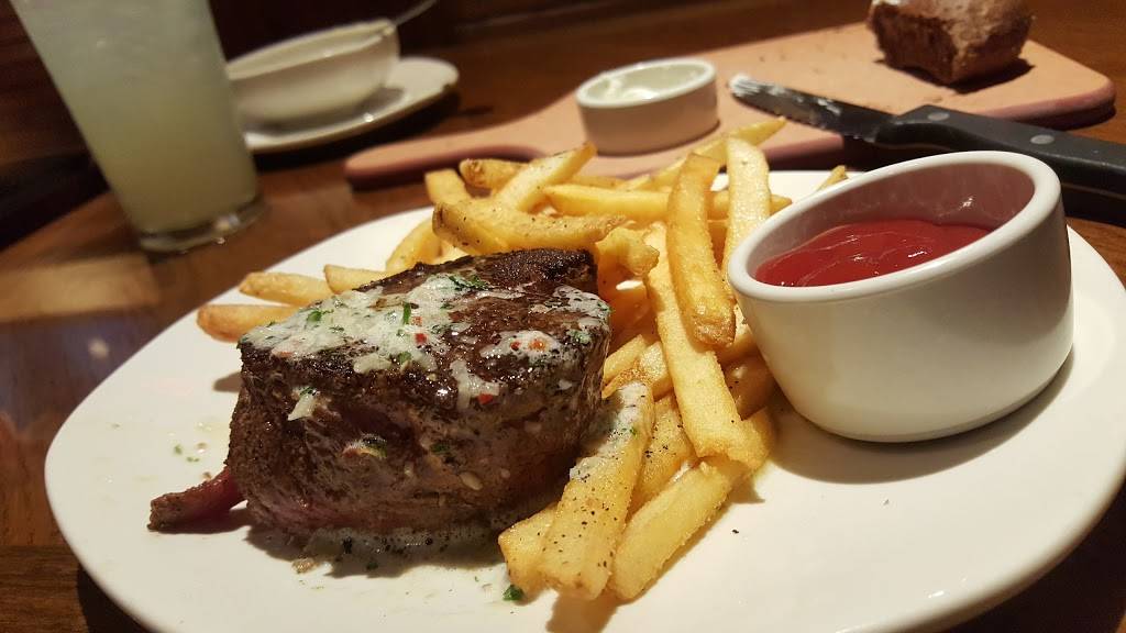Outback Steakhouse | restaurant | 1301 Florida Mall Ave, Orlando, FL 32809, USA | 4072406857 OR +1 407-240-6857