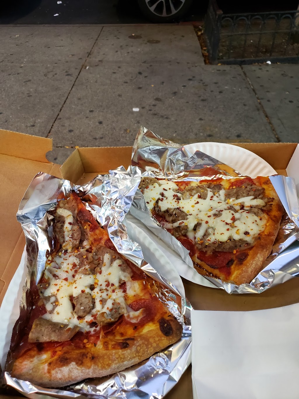 P & M Classic Pizza and Restaurant | meal delivery | 1747 Amsterdam Ave, New York, NY 10031, USA | 2129263155 OR +1 212-926-3155