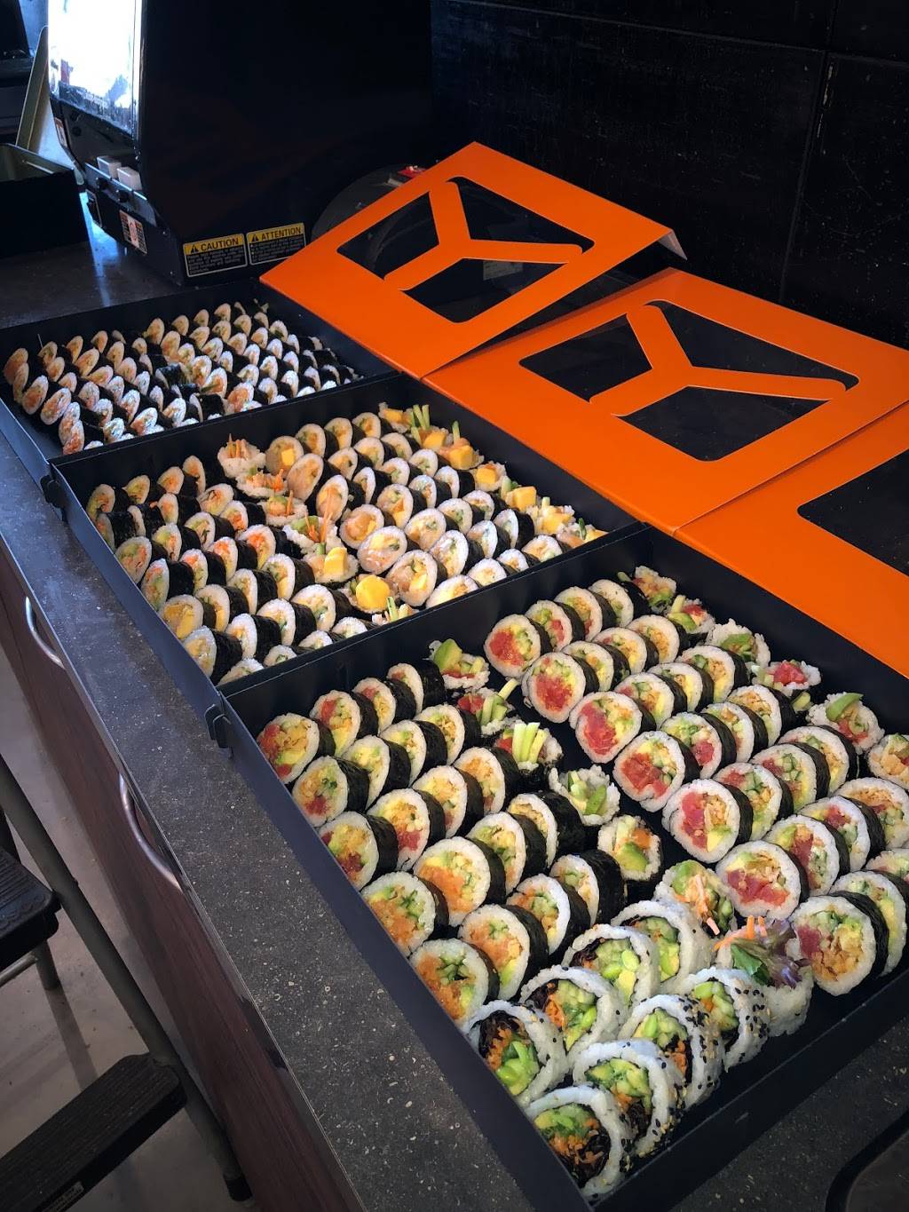 Yuzu sushi | meal takeaway | 8555 Boulevard Henri-Bourassa, Québec, QC G1G 4E1, Canada | 4186265444 OR +1 418-626-5444
