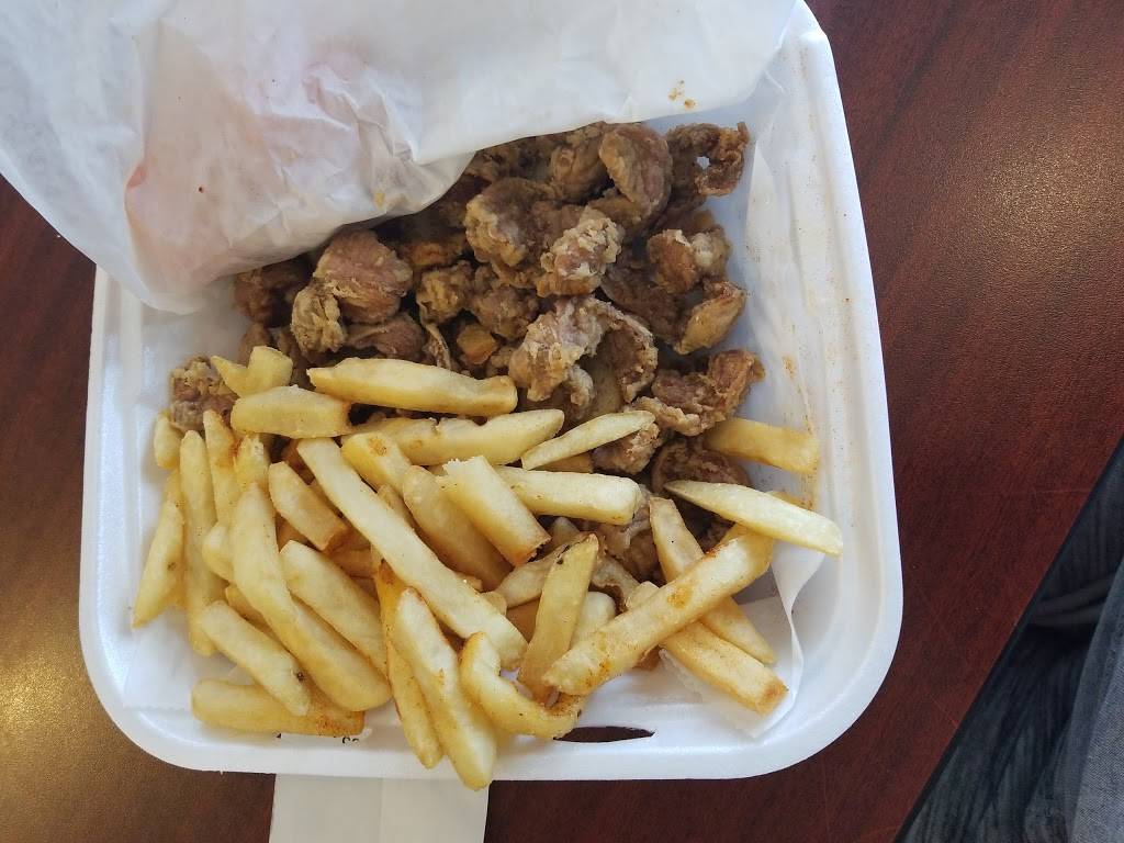 Trinas Place | restaurant | 4611 Peoria St, Denver, CO 80239, USA | 3039540372 OR +1 303-954-0372