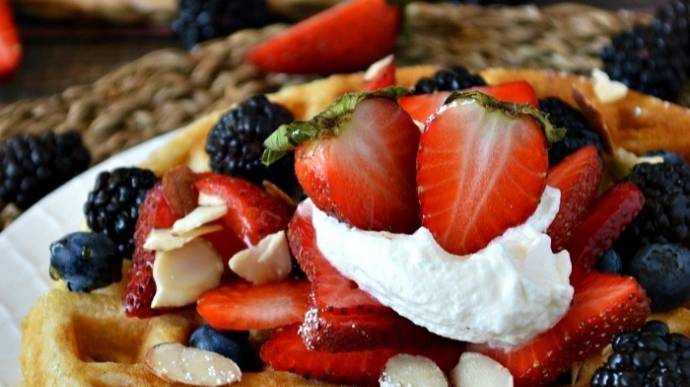 Amys Déjeuner Brunch Gâteries | restaurant | 4832 Boul Saint-Jean, Pierrefonds, QC H9H 4B2, Canada | 5146241777 OR +1 514-624-1777