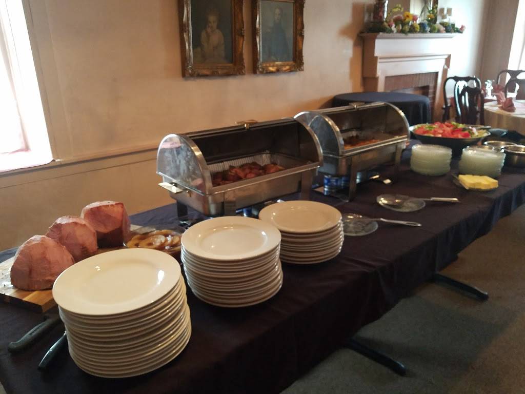 Stouch Tavern | restaurant | 138 W High St, Womelsdorf, PA 19567, USA | 6105894577 OR +1 610-589-4577