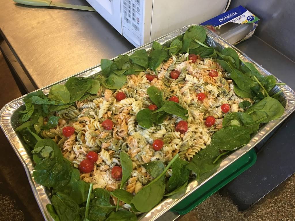 Wing Cafe | meal takeaway | 7521 Parkway Dr, Leeds, AL 35094, USA | 2057024025 OR +1 205-702-4025