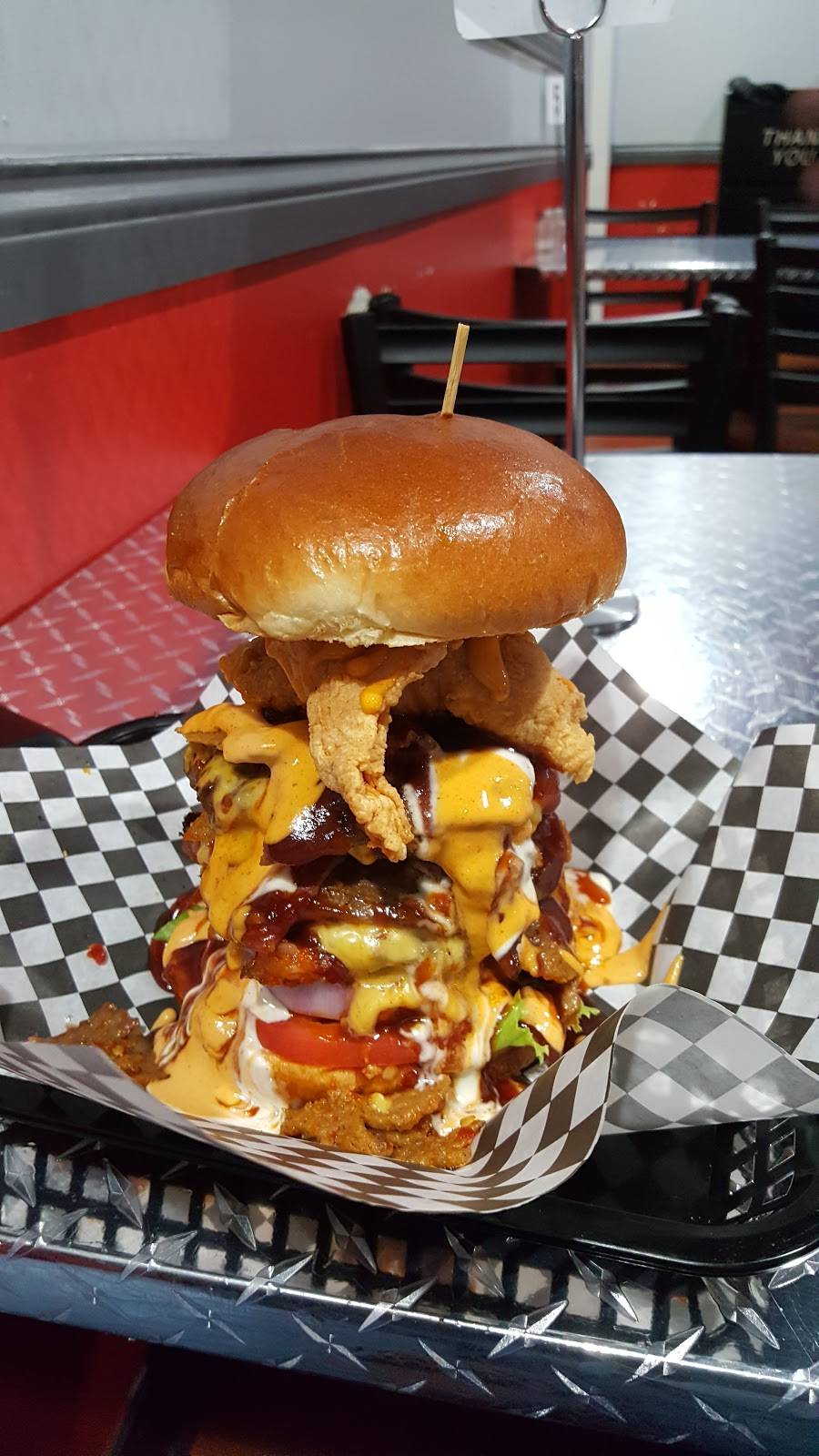 The Burger Life | night club | 1570 Ogden Ave #101, Naperville, IL 60540, USA | 6304709727 OR +1 630-470-9727