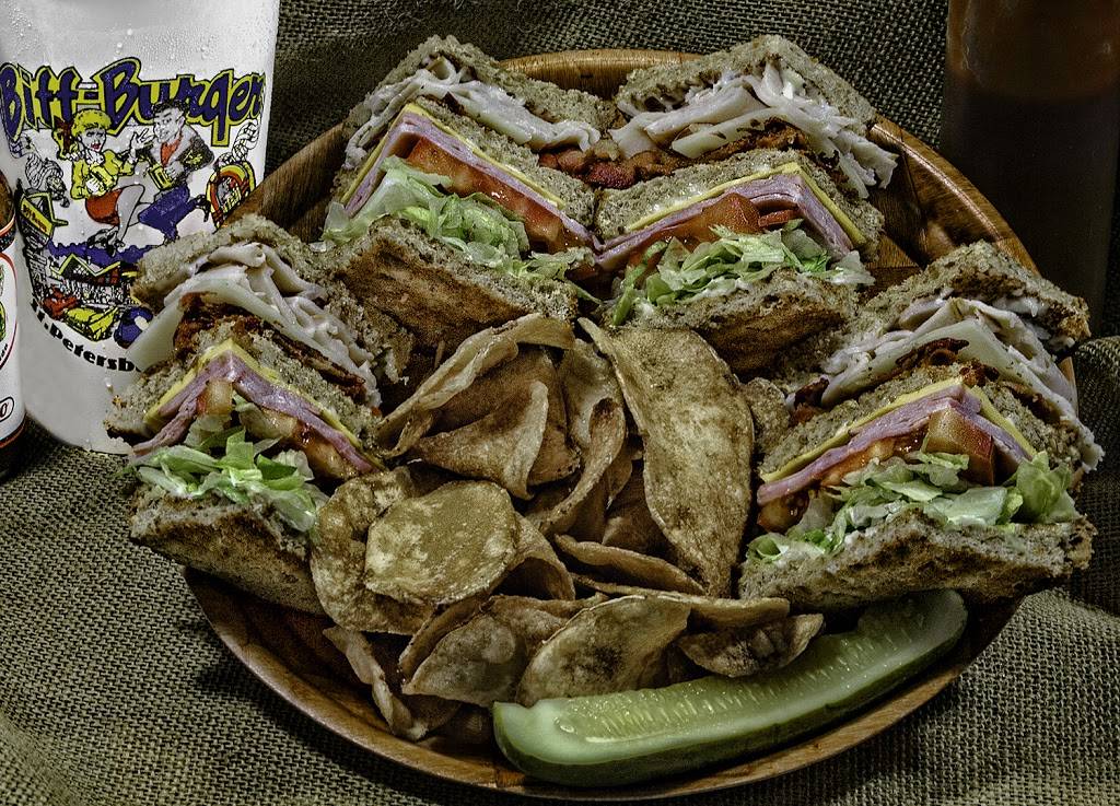 Biff Burger & Buffys BBQ | restaurant | 3939 49th St N, St. Petersburg, FL 33709, USA | 7275275297 OR +1 727-527-5297