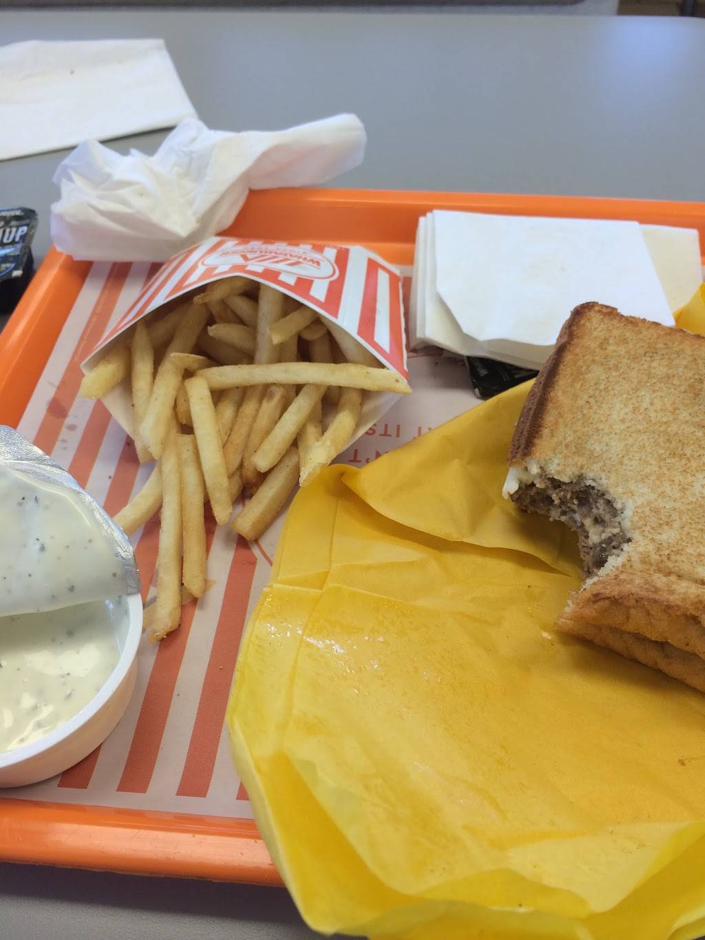 Whataburger | restaurant | 2401 W Berry St, Fort Worth, TX 76110, USA | 8179246681 OR +1 817-924-6681