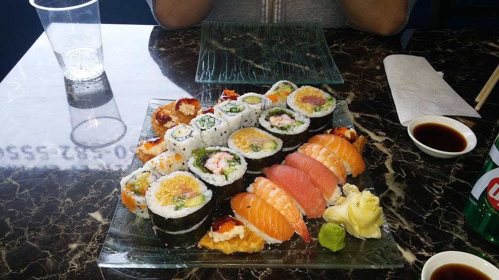 Kisu Sushi | restaurant | 148-A Rue Notre-Dame, Repentigny, QC J6A 2P4, Canada | 4505825556 OR +1 450-582-5556