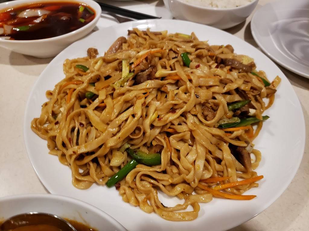 Taigu Noodles | restaurant | 7610 Elmwood Ave, Middleton, WI 53562, USA | 6088313458 OR +1 608-831-3458