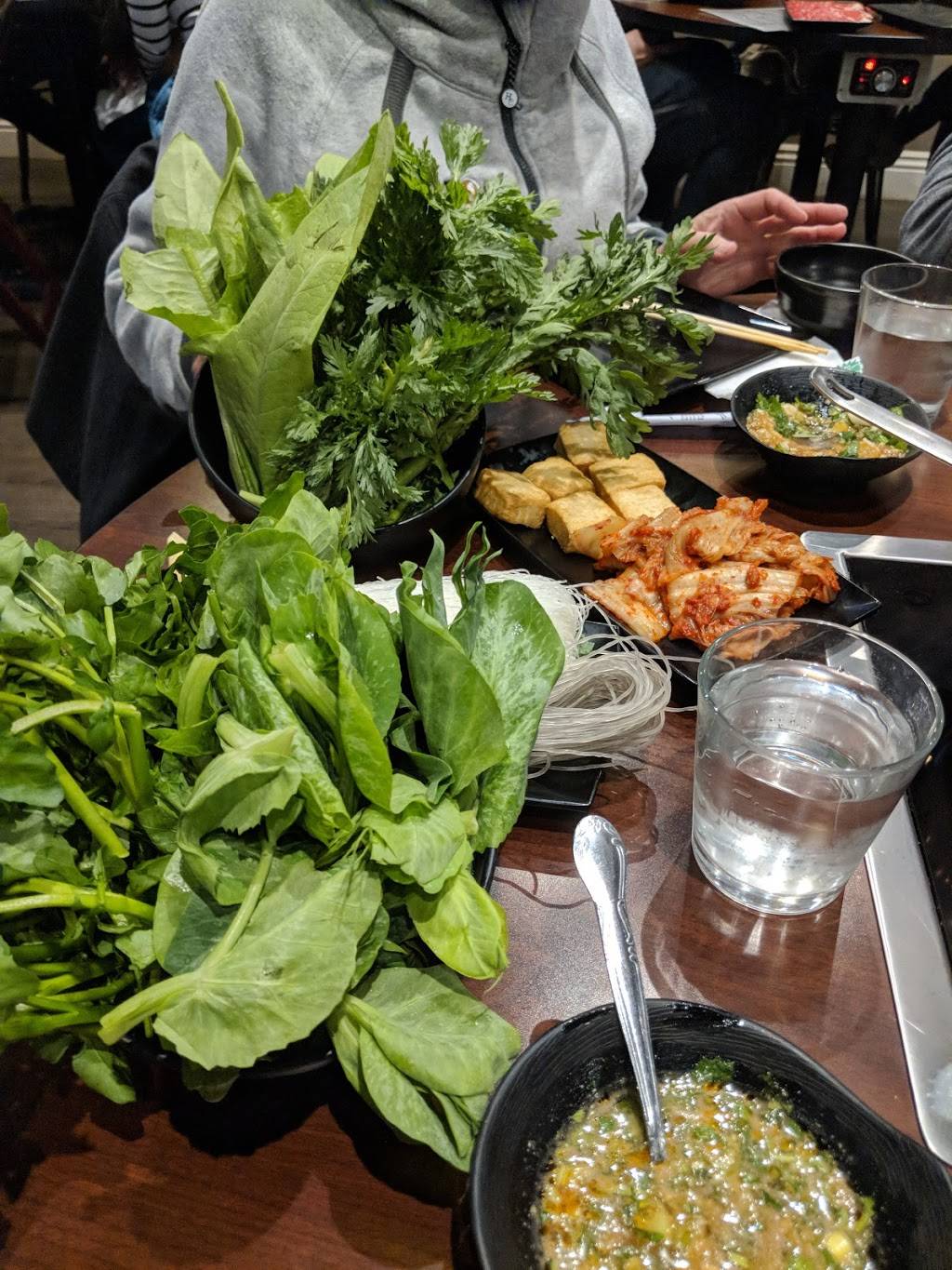 Simmer | restaurant | 1055 Taraval, San Francisco, CA 94116, USA | 4155988220 OR +1 415-598-8220