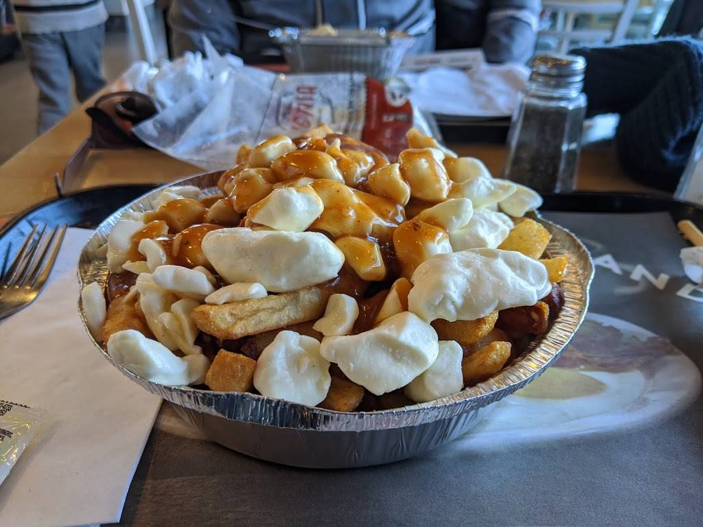 Fromagerie Victoria Drummondville | restaurant | 215 Rue Robert Bernard, Drummondville, QC J2C 0P6, Canada | 8194793477 OR +1 819-479-3477