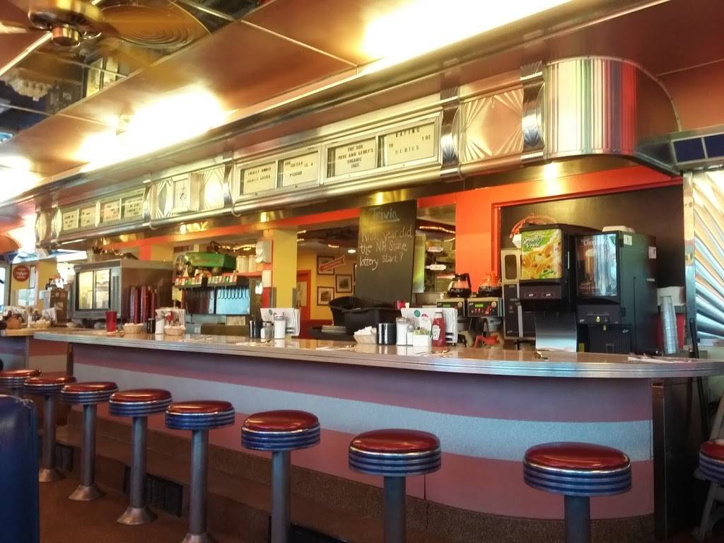 Tiltn Diner | restaurant | 61 Laconia Rd, Tilton, NH 03276, USA | 6032862204 OR +1 603-286-2204