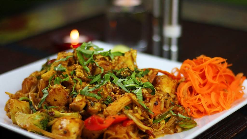 Goung Zhou Asian Bistro & Sushi Bar | restaurant | 2002 Judson Rd Ste.103, Longview, TX 75605, USA | 9032478000 OR +1 903-247-8000