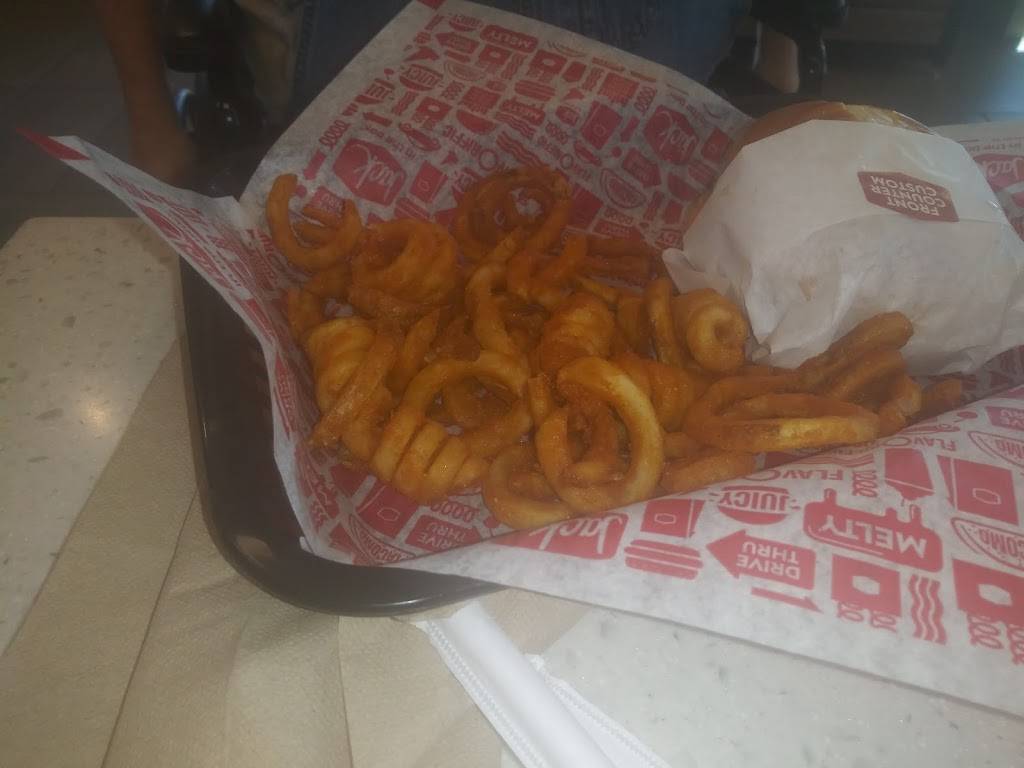 Jack in the Box | restaurant | 9147 E Broadway Rd, Mesa, AZ 85208, USA | 4804718610 OR +1 480-471-8610