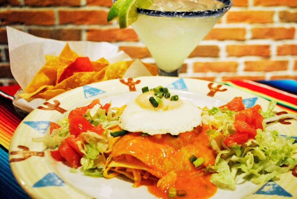 Campeche Bay Cantina Mexican Restaurant | night club | 127 1st Ave N, Jacksonville Beach, FL 32250, USA | 9042493322 OR +1 904-249-3322