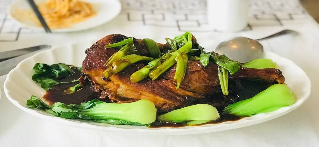 Noodles Hut | restaurant | 922 Main St, Waltham, MA 02451, USA | 7818936663 OR +1 781-893-6663