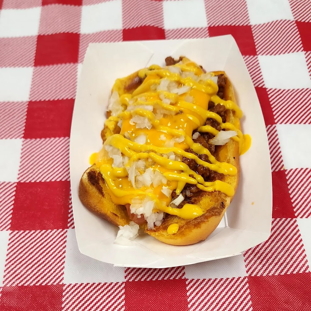 spanks franks | restaurant | 235 Main St, Campton, KY 41301, USA | 6066683540 OR +1 606-668-3540