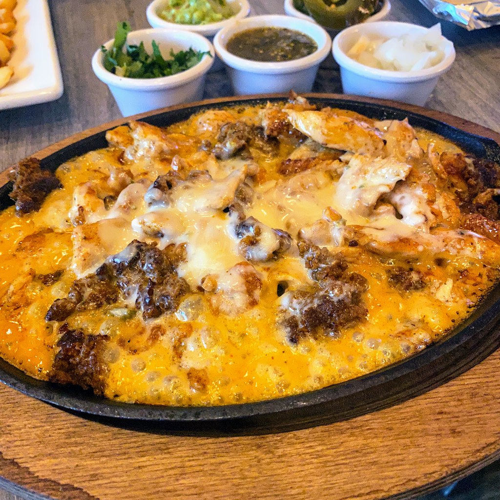 Uncle Pacos Mexican Grill | restaurant | 8222 E 103rd St Ste 129, Tulsa, OK 74133, USA | 9189435588 OR +1 918-943-5588