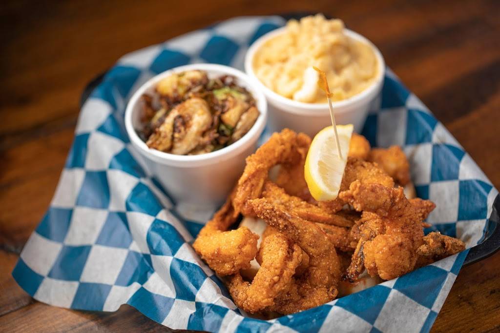 Palmers Hot Chicken | restaurant | 6465 E Mockingbird Ln Suite 316, Dallas, TX 75214, USA | 9728639366 OR +1 972-863-9366