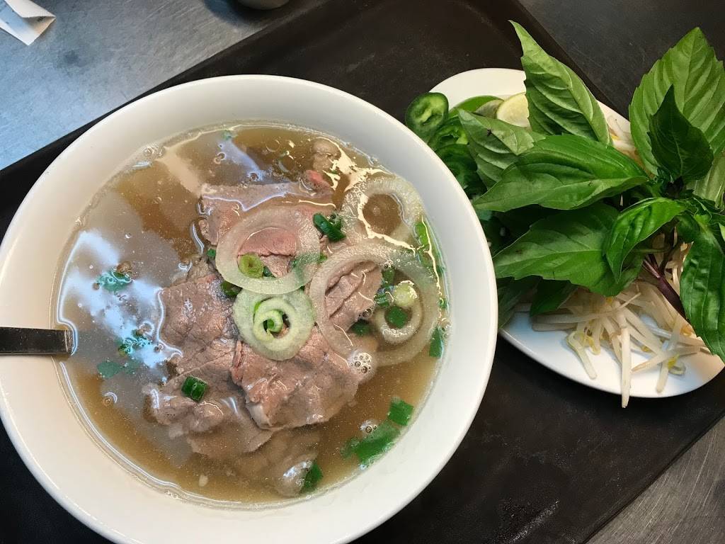 Thai Top Ten | restaurant | 911 1/2 W Grace St, Richmond, VA 23220, USA | 8042548195 OR +1 804-254-8195