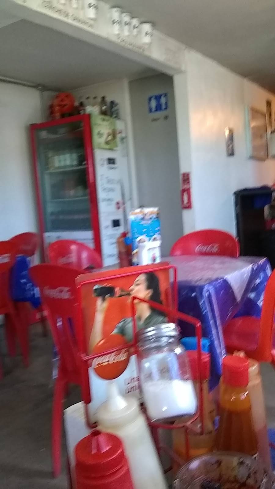 Caguamanta y Mariscos Guero Neto | restaurant | Calle Azul 23, Hacienda Las Delicias, 14891 Tijuana, B.C., Mexico | 016643815867 OR +52 664 381 5867