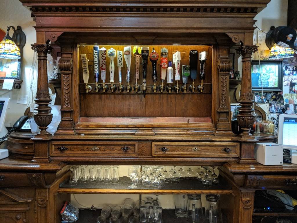 The Rock of Twain Harte | restaurant | 23068 Fuller Rd, Twain Harte, CA 95383, USA | 2095862080 OR +1 209-586-2080