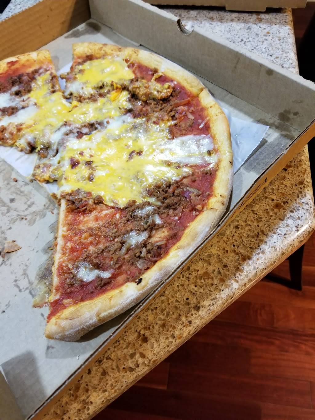 Sals Pizza | restaurant | 1211, 2555, New Pinery Rd, Portage, WI 53901, USA | 6087459955 OR +1 608-745-9955