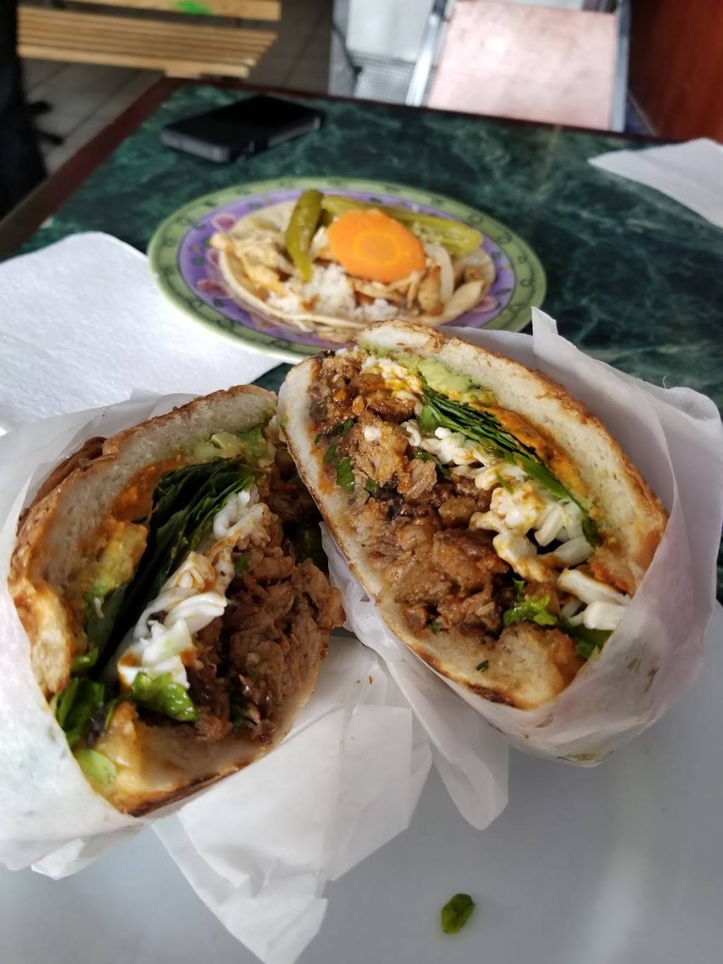 El Burro | restaurant | 324 Suydam St, Brooklyn, NY 11237, USA | 7184170381 OR +1 718-417-0381