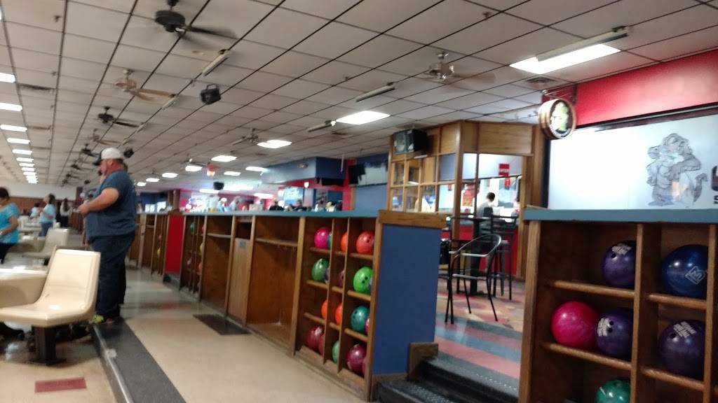 Royal Lanes Family Entertainment Center | meal takeaway | 106 Central Ave, Goose Creek, SC 29445, USA | 8435722695 OR +1 843-572-2695