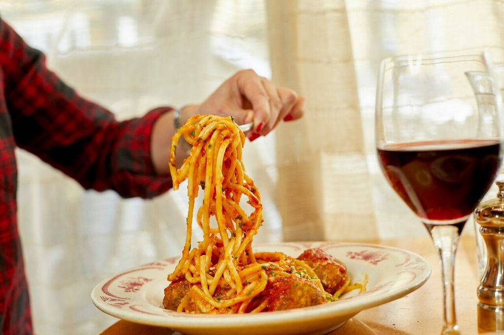 Roses Cafe | cafe | 2298 Union St, San Francisco, CA 94123, USA | 4157752200 OR +1 415-775-2200