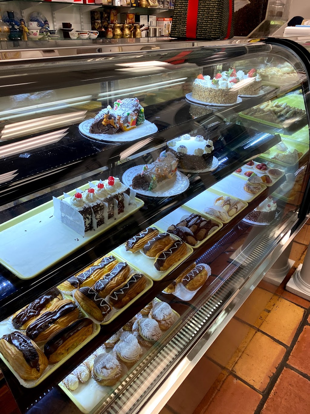 Mediterranean Bakery Inc | bakery | The Trade Center Shopping Village, 352 S Pickett St, Alexandria, VA 22304, USA | 7037510030 OR +1 703-751-0030