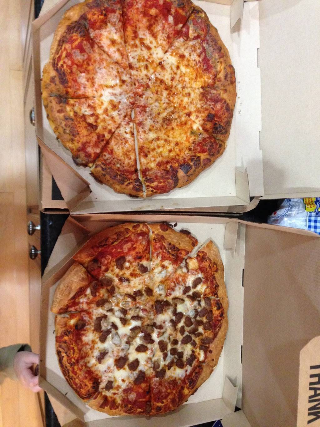 Pizza Hut | restaurant | 985 N McLean Blvd, Elgin, IL 60123, USA | 8479317272 OR +1 847-931-7272