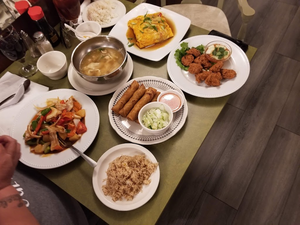 Sarocha Thai Restaurant in Great Bend | restaurant | 30 S Patton Rd, Great Bend, KS 67530, USA | 6207923100 OR +1 620-792-3100