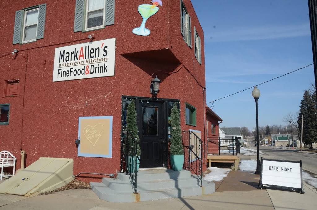 Mark Allens American Kitchen | restaurant | 1402 Peoria St, Peru, IL 61354, USA | 8152200642 OR +1 815-220-0642