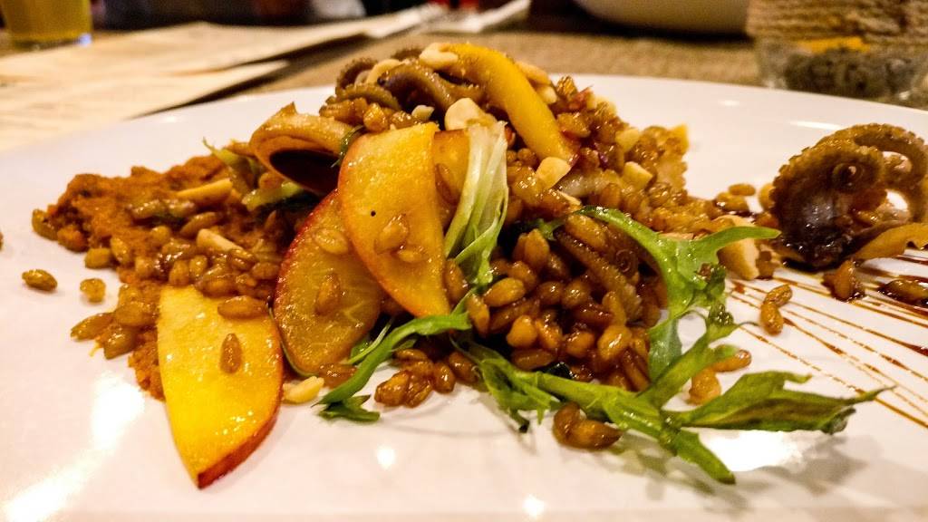 The Tennessee Truffle | restaurant | 125 W 1st St, Sanford, FL 32771, USA | 4079423977 OR +1 407-942-3977