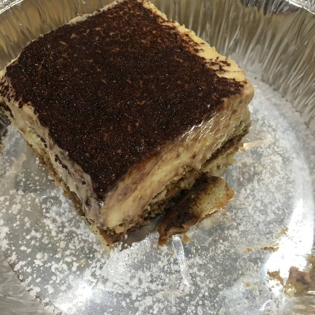 Macalusos Italian Restaurant | restaurant | 2443 Forest Park Blvd, Fort Worth, TX 76109, USA | 8179212200 OR +1 817-921-2200